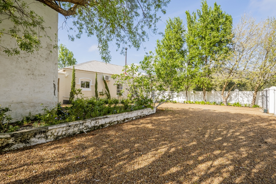 2 Bedroom Property for Sale in Franschhoek Western Cape